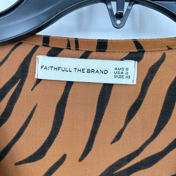 Faithfull the Brand Marissa Wrap Dress Tiger Animal Print Size 2 XS - Picture 3 of 4